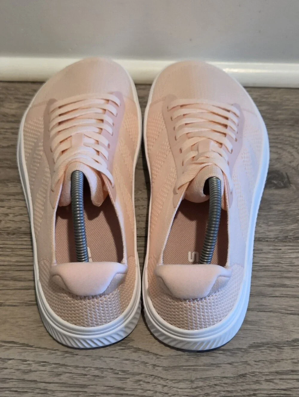 NWOT AIRHAS Wide-Toebox Minimalist Comfort Sneakers - Pink - Size 10.5 WIDE